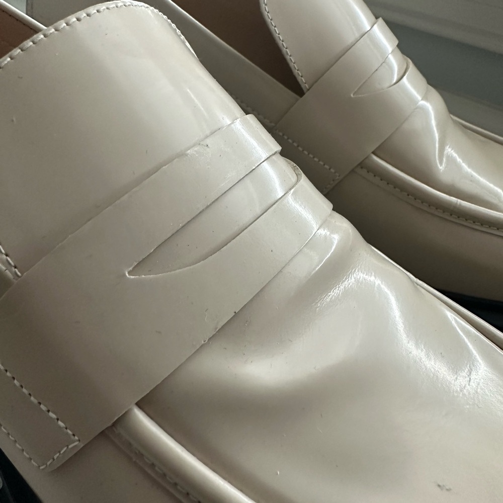 Stuart Weitzman Cream Loafers - Picture 8 of 8